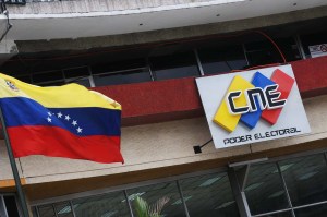 Venezuela empieza a planear las elecciones presidenciales entre cuestionamientos de la oposición