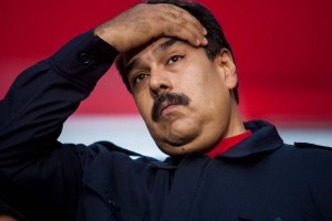 ¡Picado nivel Nicolás! Maduro se molestó por la ovación a Lorenzo Mendoza en el Universitario (VIDEO)