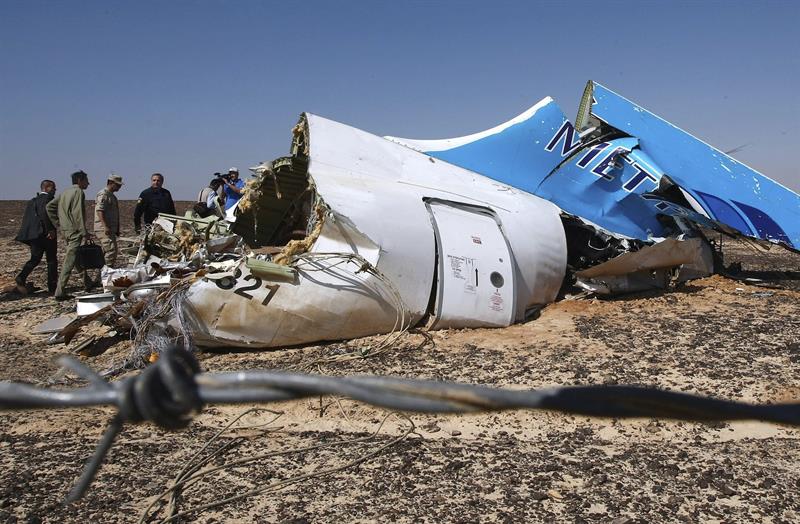 Rusia admite posible “acto terrorista” en siniestro de avión en Egipto