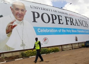 El Papa emprende un viaje de alto riesgo a África
