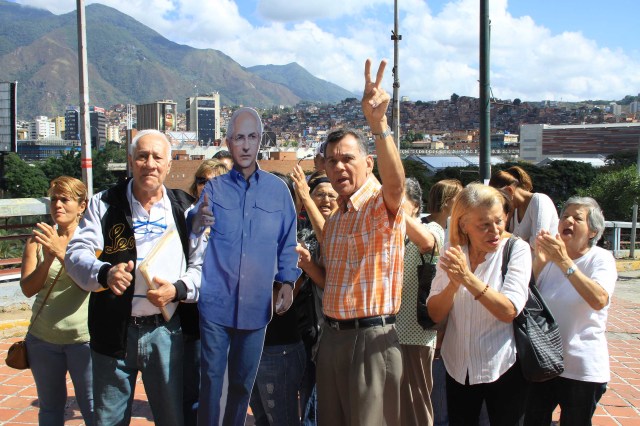 Vecinos exigen liberacion de alcalde Ledemza (3)