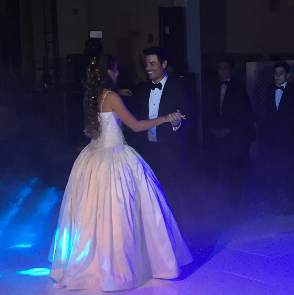 Chayanne bailó “Tiempo de Vals” con su hija (Video)