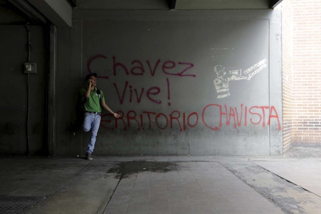 Los chavistas llenaron de grafitis las paredes del centro de Caracas REUTERS/Marco Bello