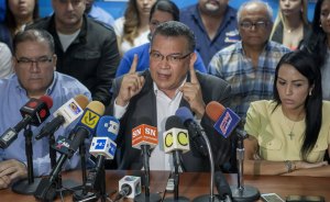 Enrique Márquez acusa al Gobierno y al Psuv de usar la guarimba judicial