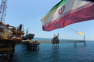 Producción de petróleo de Irán supera los 3,8 millones de bpd, según su ministro de petróleo