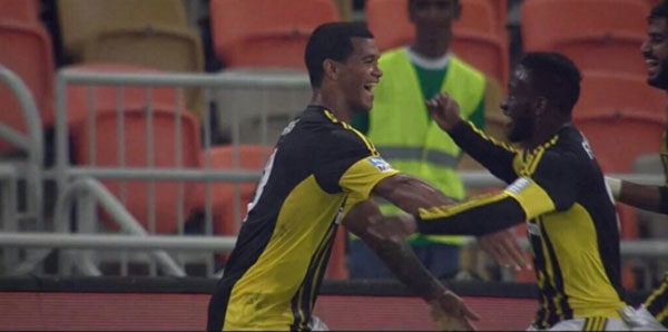 El venezolano Gelmin Rivas anotó en goleada del Al Ittihad  (Video)