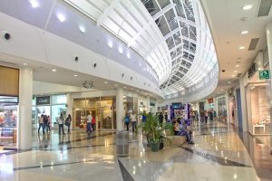 Dos centros comerciales del Táchira deben cumplir con la autogeneración