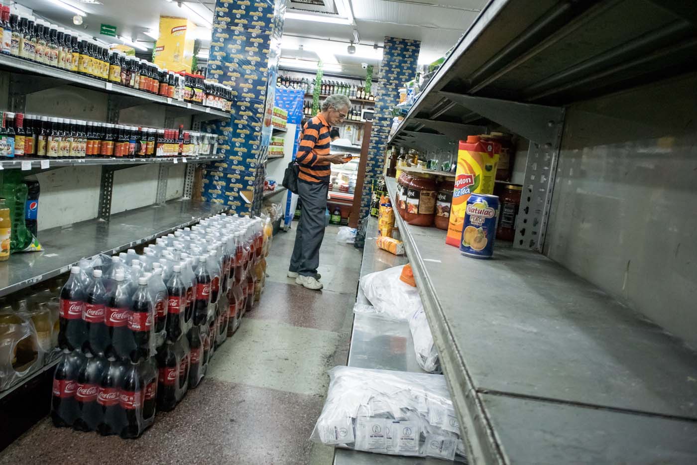 Datanálisis: En supermercados de Caracas, de cada 10 artículos 8 no se encuentran