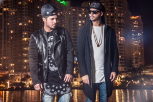 Less & Chris suenan con “Rumba Caliente” en Venezuela y el mundo (Entrevista)