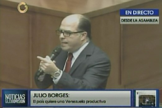 Julio Borges: Afuera de la AN no había más gente de la que hay en las colas