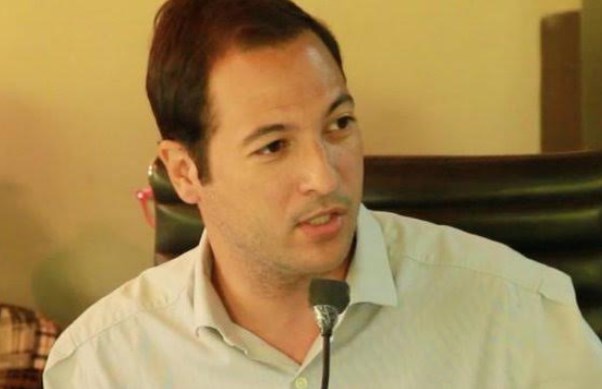 Concejal Del Rosario exige al Gobierno responda por muerte de pacientes por falta de medicinas