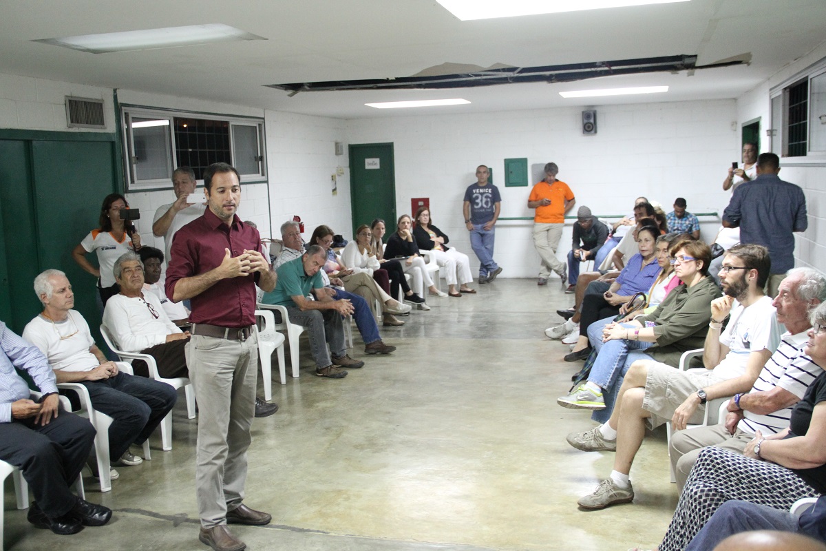 Concejal Del Rosario impulsa alternativas de diálogo entre vecinos y diputados de la AN