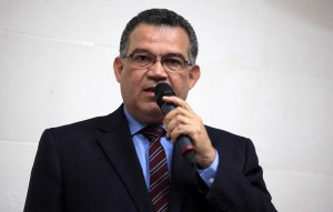 Enrique Márquez: Violencia y presión internacional afloja al CNE