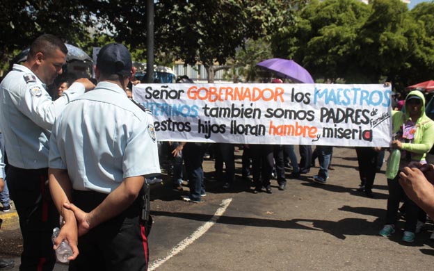 ¿Por pedir homologación salarial? Despedirán a directores de escuelas que se paren