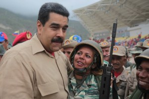 Maduro y su obsesión de convertir a Venezuela en un cuartel militar