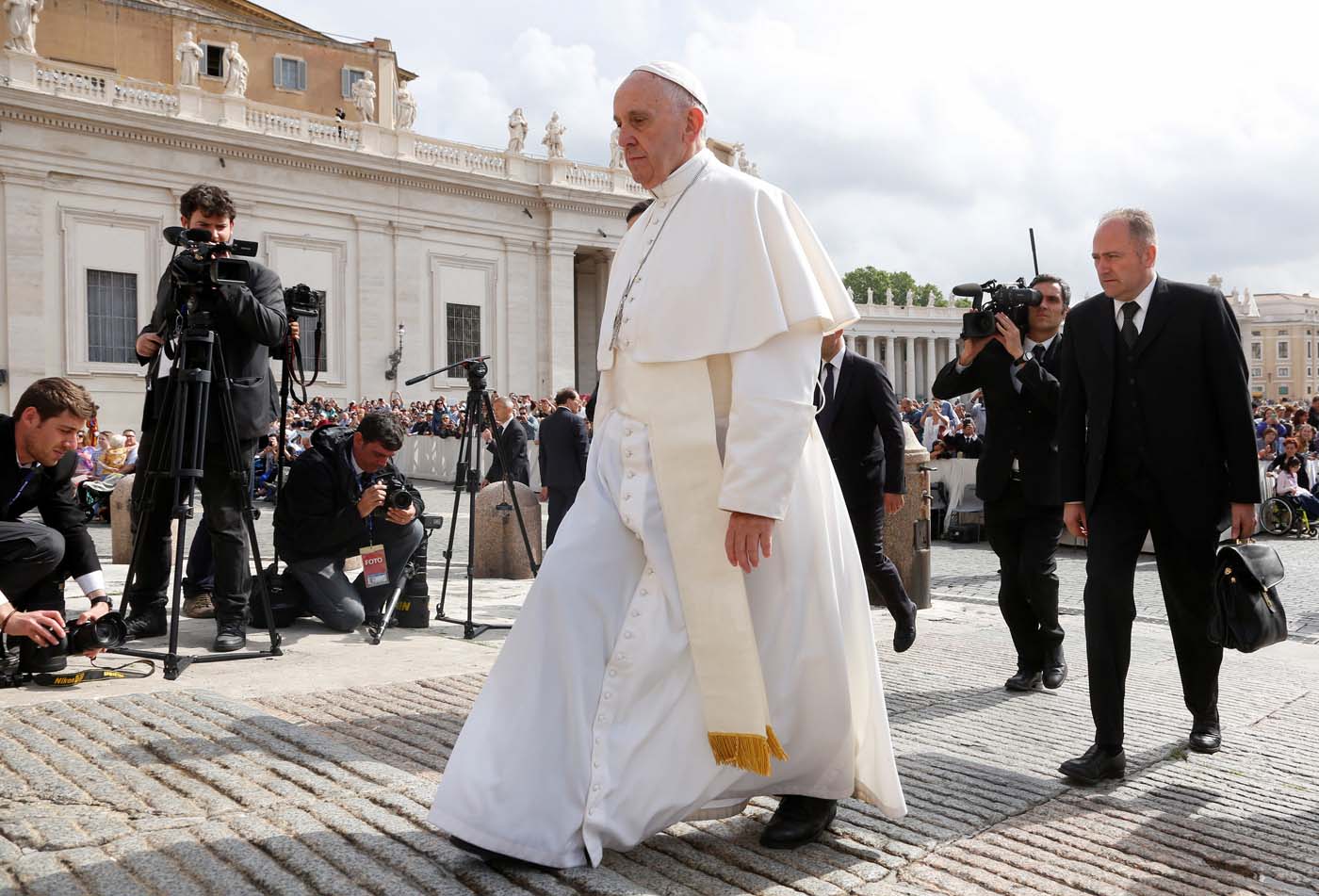 El papa reforma código canónico para concordarlo con las iglesias orientales