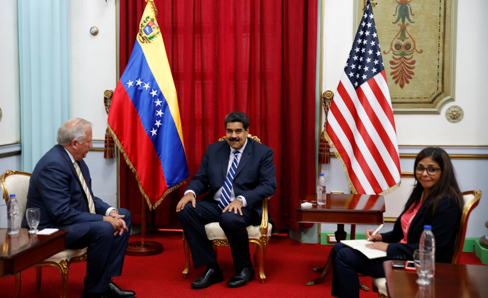 Senador Cruz detalla a Kerry abusos de Maduro durante visita de Shannon a Venezuela: Exige respuestas