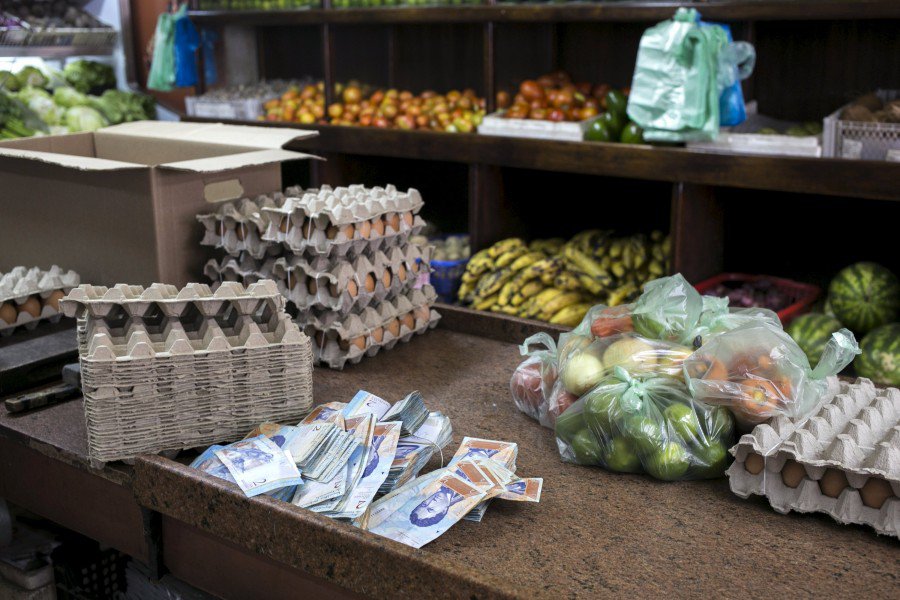 Cendas reportó alza anual de 766,3% en cesta de alimentos