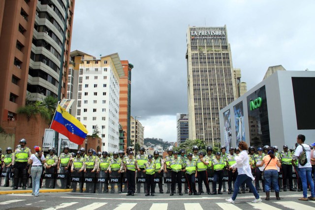 Avenida Libertado marcha 27