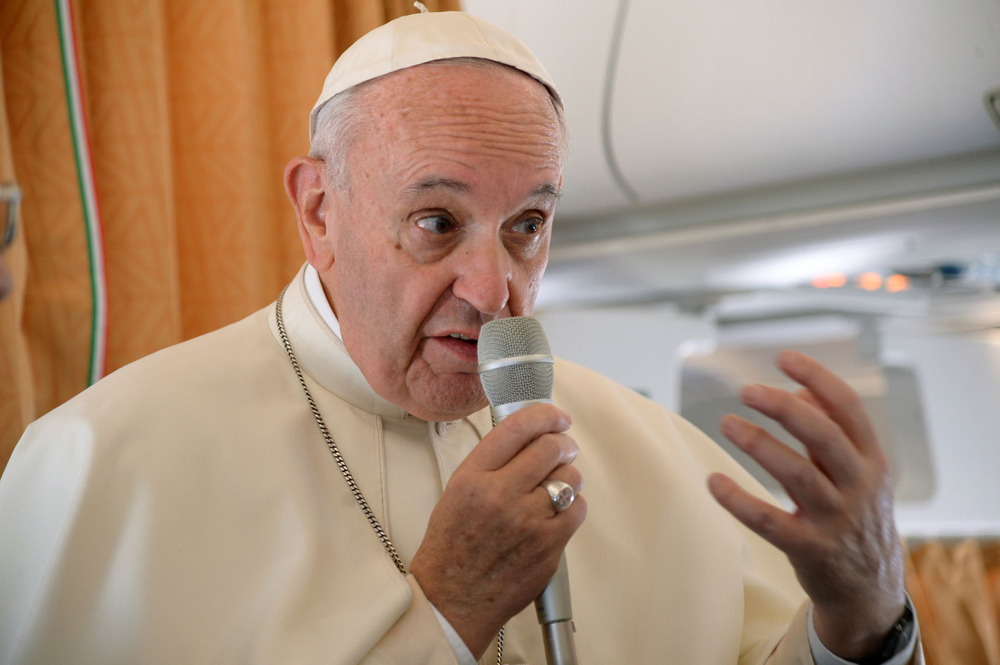 Papa Francisco: El mundo está en guerra