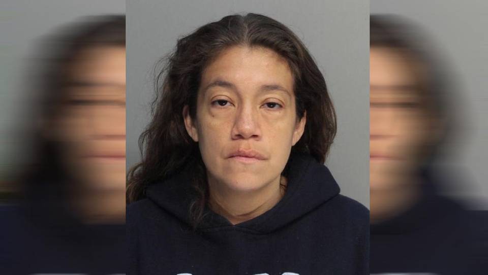 Detenida mujer que le rompió brazos y piernas a bebé en Miami