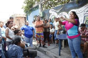 Vecinos de El Piñonal en Aragua, denuncian exclusión en entrega de bolsas Clap