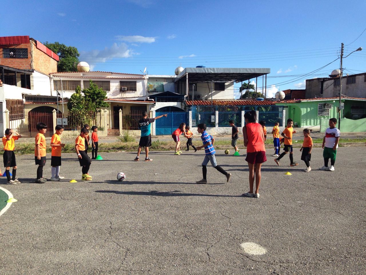 Activistas de Voluntad Popular iniciaron ruta deportiva en la Fundación Mendoza