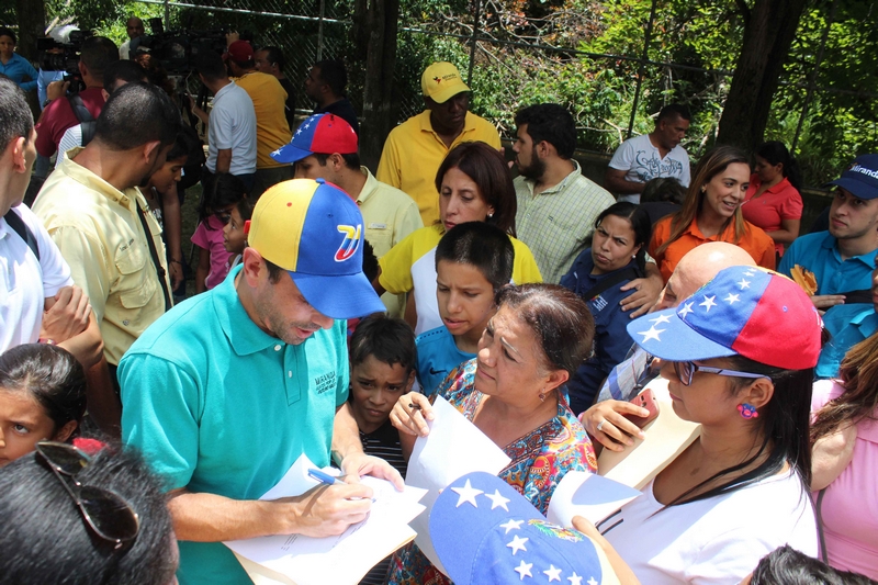 Cancha deportiva y parque infantil estrenaron en sector Araguaney de Caucagüita (Fotos)