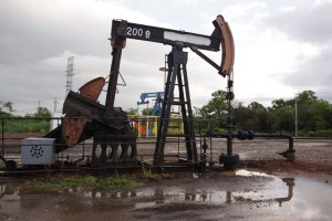 Petróleo venezolano cerró la semana en 46,93 dólares