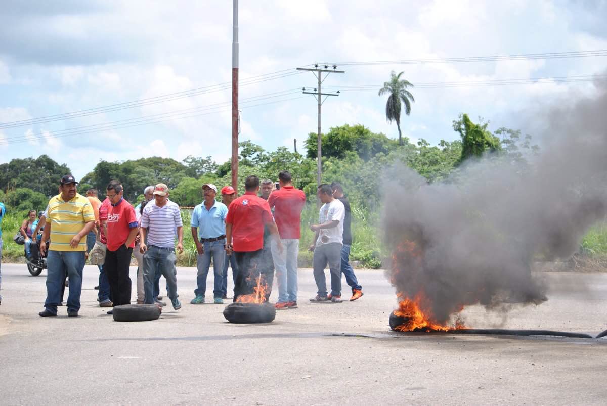 Tintori denunció ataque de grupos chavistas durante gira por Barinas (Fotos)