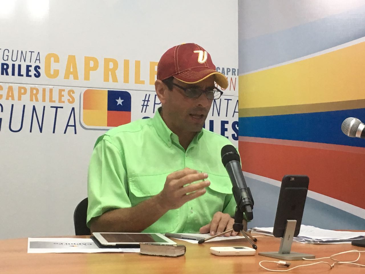 Henrique Capriles se pregunta: ¿Irá a bailar hoy en el Día de la Alimentación?