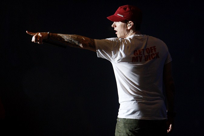 Efecto de sonido en concierto de Eminem desata el pánico (Video)