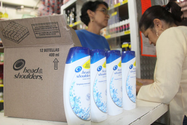 Con precios de “susto” reaparecen el champú y la leche Prebio 1