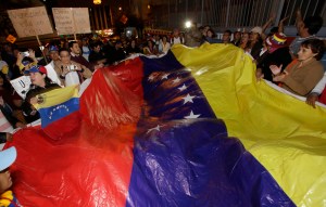 Perú otorga residencia temporal a los venezolanos que emigraron por la crisis política