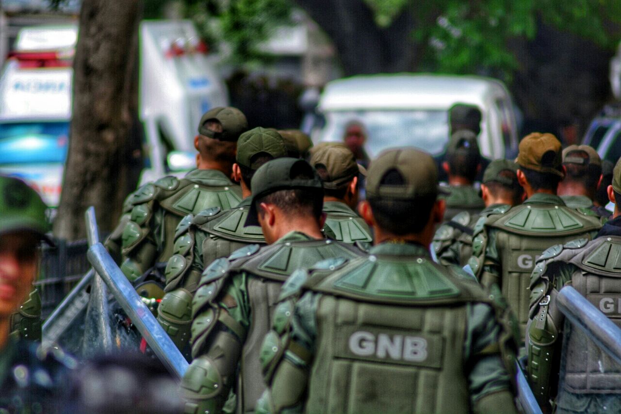 Acusan a dos GNB por abusar de una mujer en Aragua