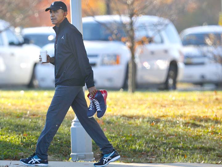 ¿Qué hace Barack Obama el día de las presidenciales en EEUU? Jugar al básquetbol