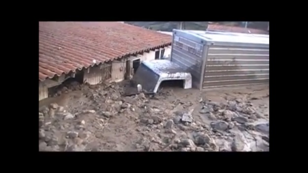 Al menos 22 viviendas destruidas completamente por vaguada en Timotes