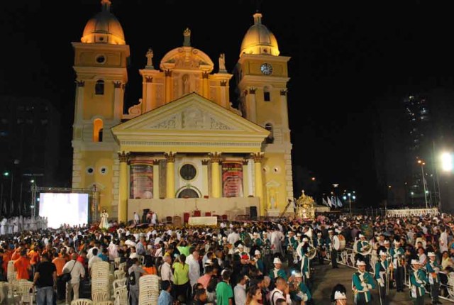 Maracaibo,Venezuela,18/11/2016. Misa en honor al la Chinita, en la Basilica de Mcbo.