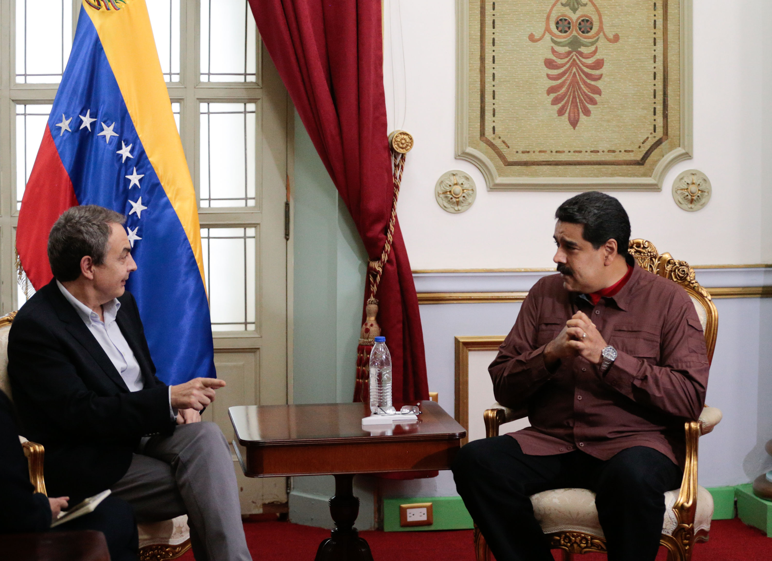 Maduro encabeza la “encerrona” número 5482285 (…) con Zapatero en Miraflores (Video)