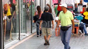 Comerciantes en Margarita alegan que trabajan a pérdida por cotización del dólar