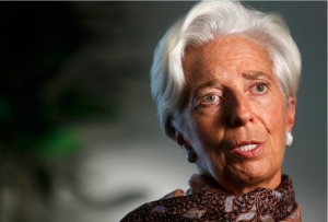 Lagarde condena acto de violencia contra el FMI en París