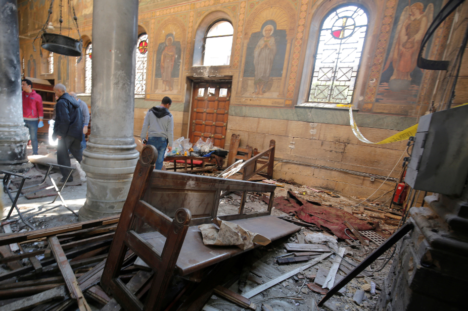 Detienen a cuatro sospechosos en Egipto por atentado en iglesia de El Cairo