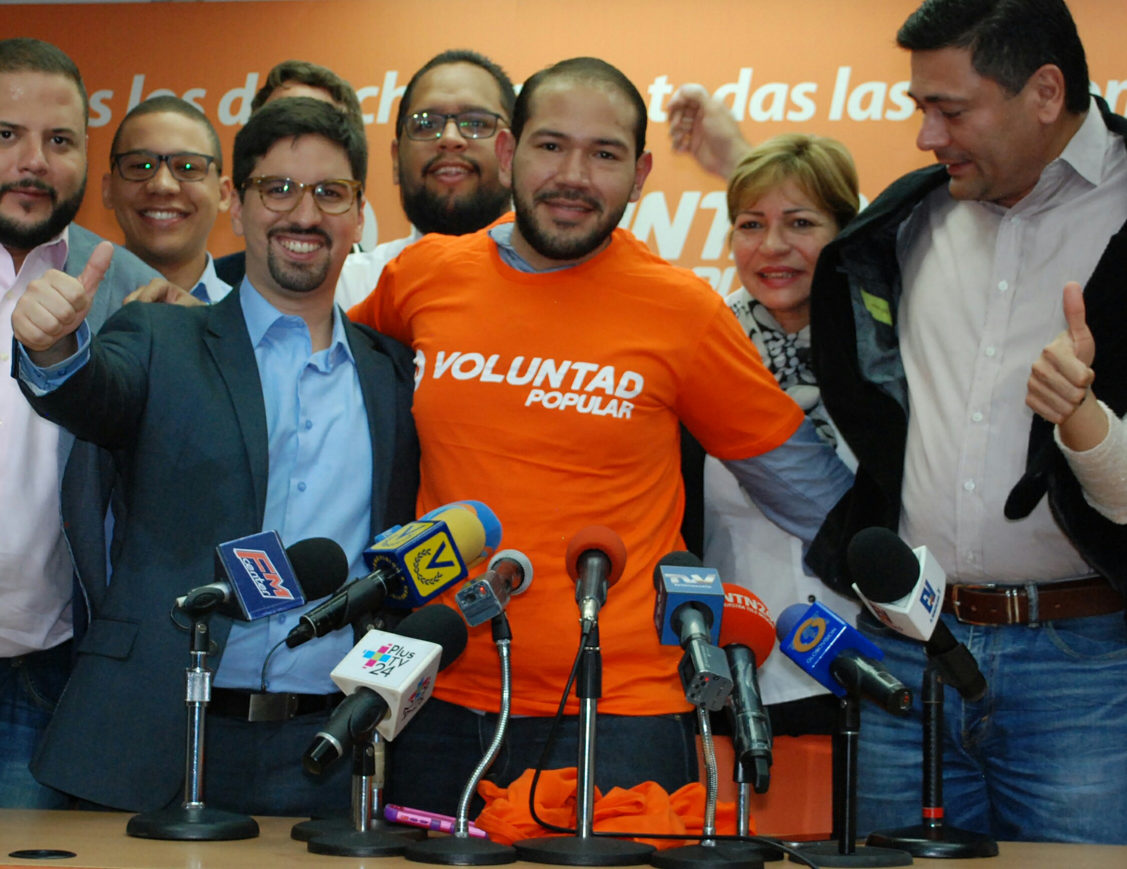 Voluntad Popular incorporó a sus filas al diputado Marco Aurelio Quiñónez