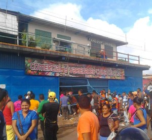 Caos en Ciudad Bolívar por nuevos disturbios este #17Dic (Video + Fotos)
