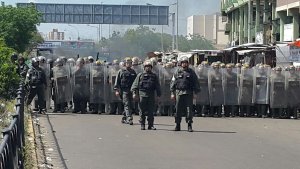 Fuertes disturbios en el centro de Maracaibo este #17Dic (Fotos + Videos)