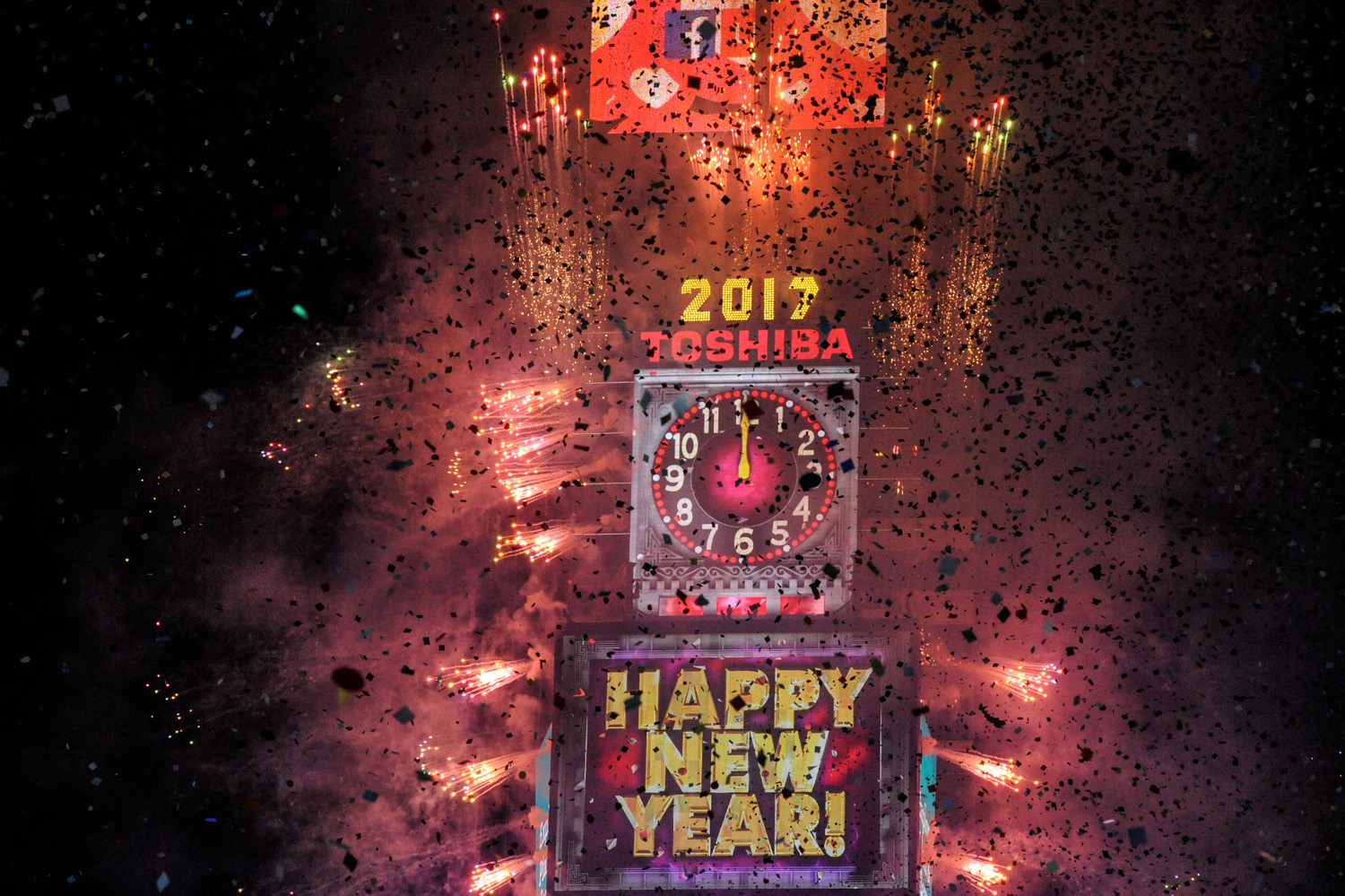 En imágenes: ¡Espectacular! La celebración de Fin de Año en el Times Square