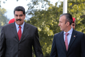 Maduro traspasa 15 de sus funciones a El Aissami (Gaceta Oficial)