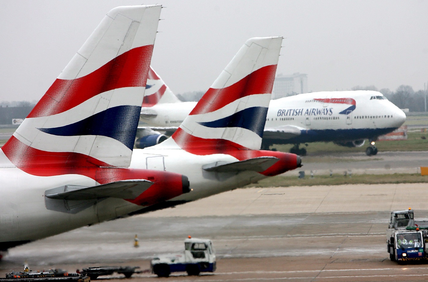 Aerolíneas advierten de interrupciones en servicios si no hay acuerdo rápido de aviación por Brexit