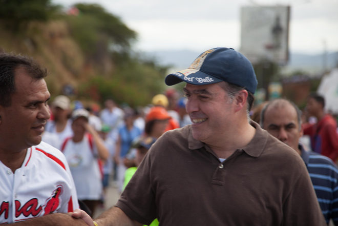 Julio Borges le pidió a la Divina Pastora por los venezolanos y la liberación de los presos políticos