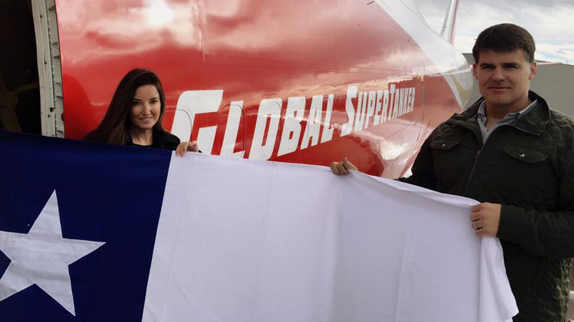 Avión cisterna gigante llega a Chile para ayudar a controlar ola de incendios